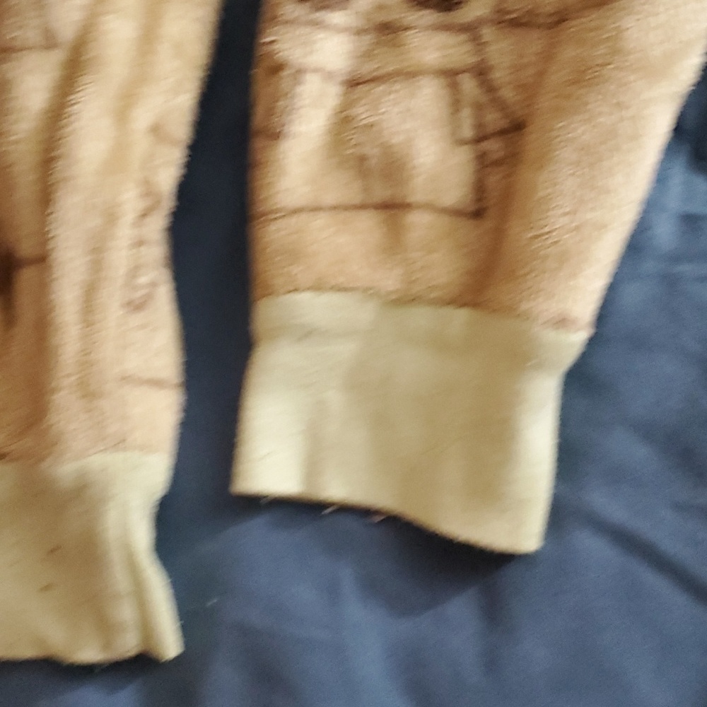 Grogu PJs - Picture 5 of 6